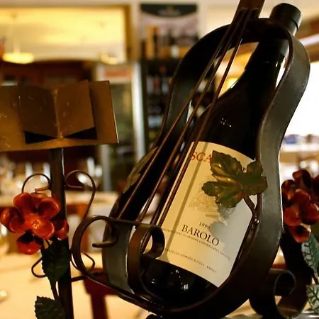 Hotel Ristorante Borgovecchio *