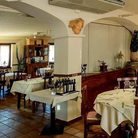 Hotel Ristorante Borgovecchio